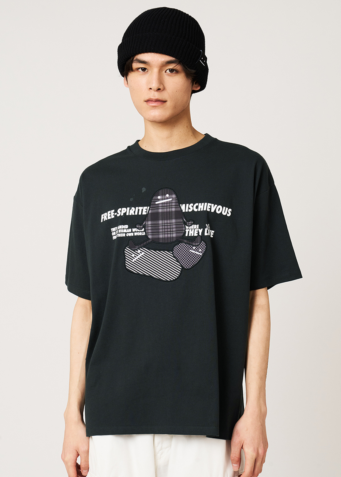 ビューティフルシャドープレイフルペイント｜アップリケTシャツ