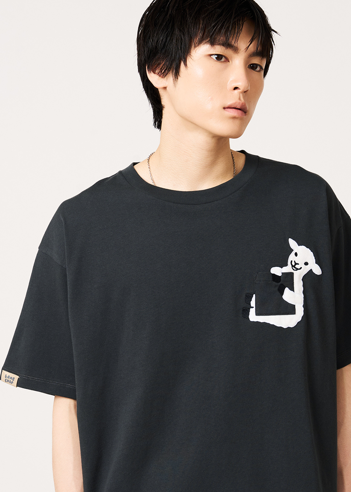 タイニーラムチョップ｜ハグポケットビッグTシャツ