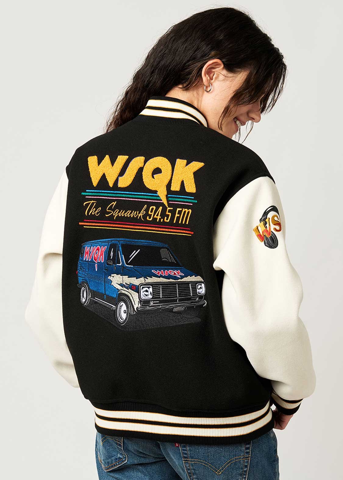 ストレンジャー・シングス 未知の世界｜ウィメンズアウター｜グラニフ