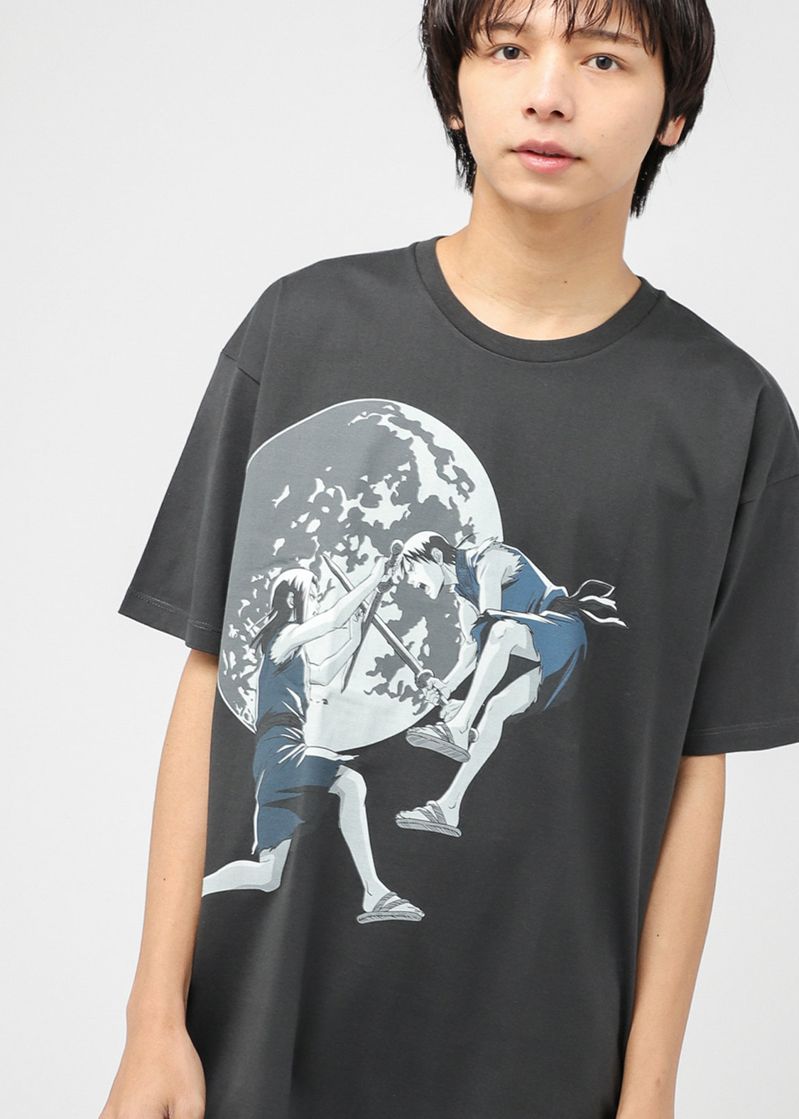 ユニセックス 鍛錬 キングダム コラボtシャツ グラニフ公式オンラインストア