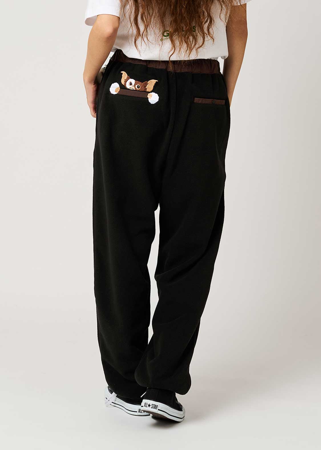 ギズモ ルッキング｜フリースパンツ｜ユニセックス｜グラニフ(graniph