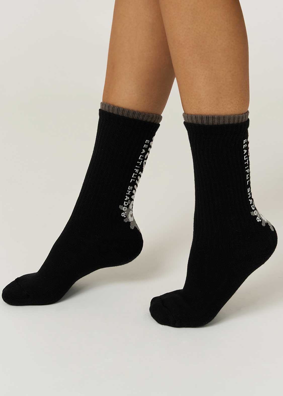 y※※※i 帽子、シャツ、靴下 MEN'S(メンズ)/小物・雑貨/デザイン・種類で選ぶ/靴下(並び順