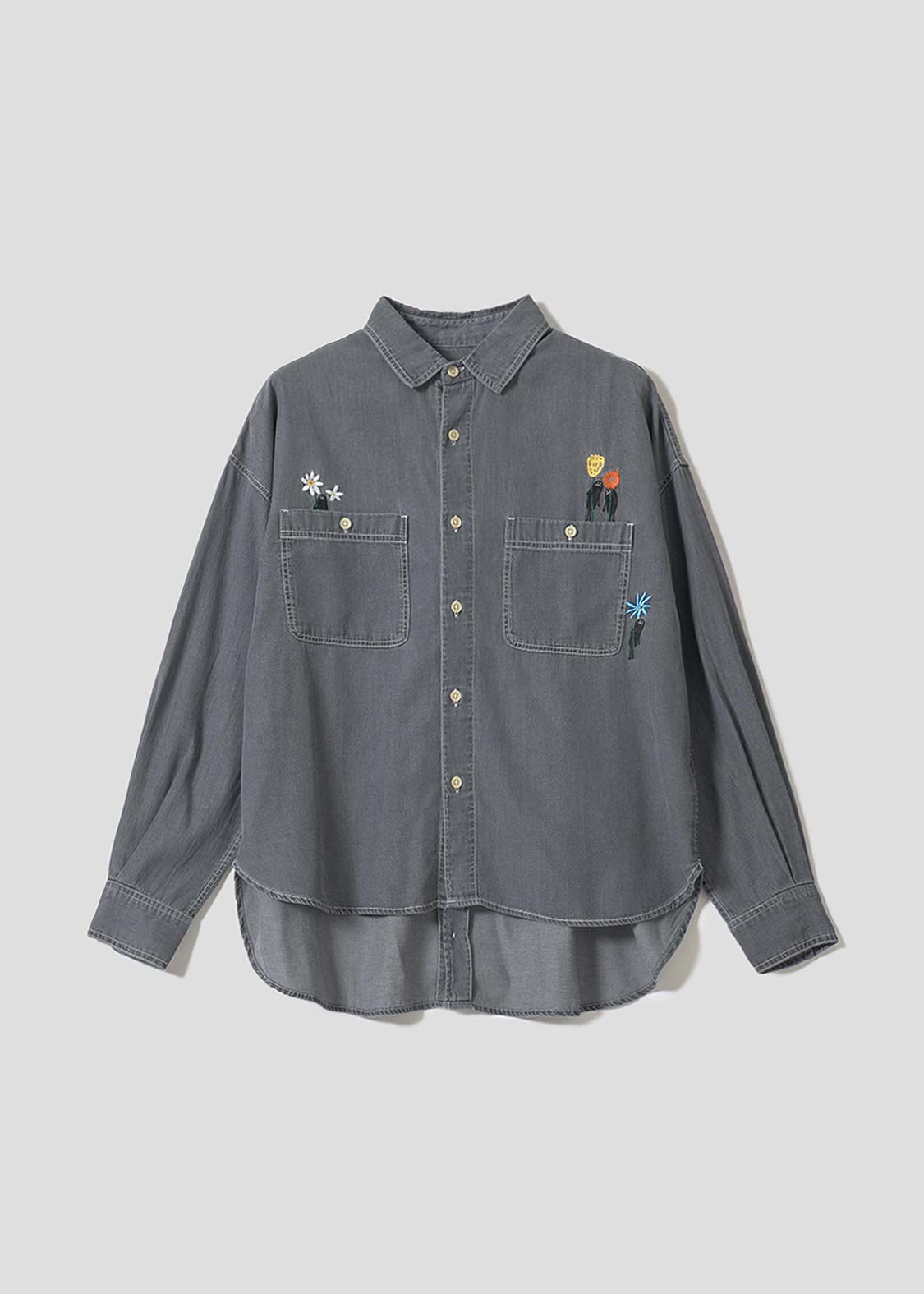 ビューティフルシャドーブルーム｜デニムバックボタンシャツ