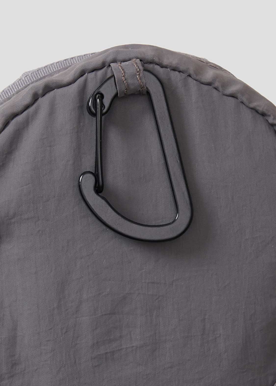 ネコカブリビューティフルシャドー｜サークルポーチ｜ユニセックス